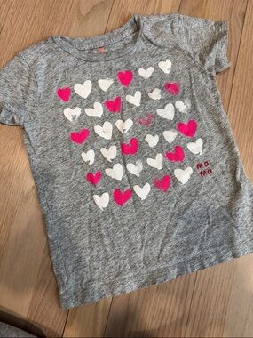 Crewcuts - Kids Gray Heart Tee with Pink & White Hearts - Size XS (4-5)